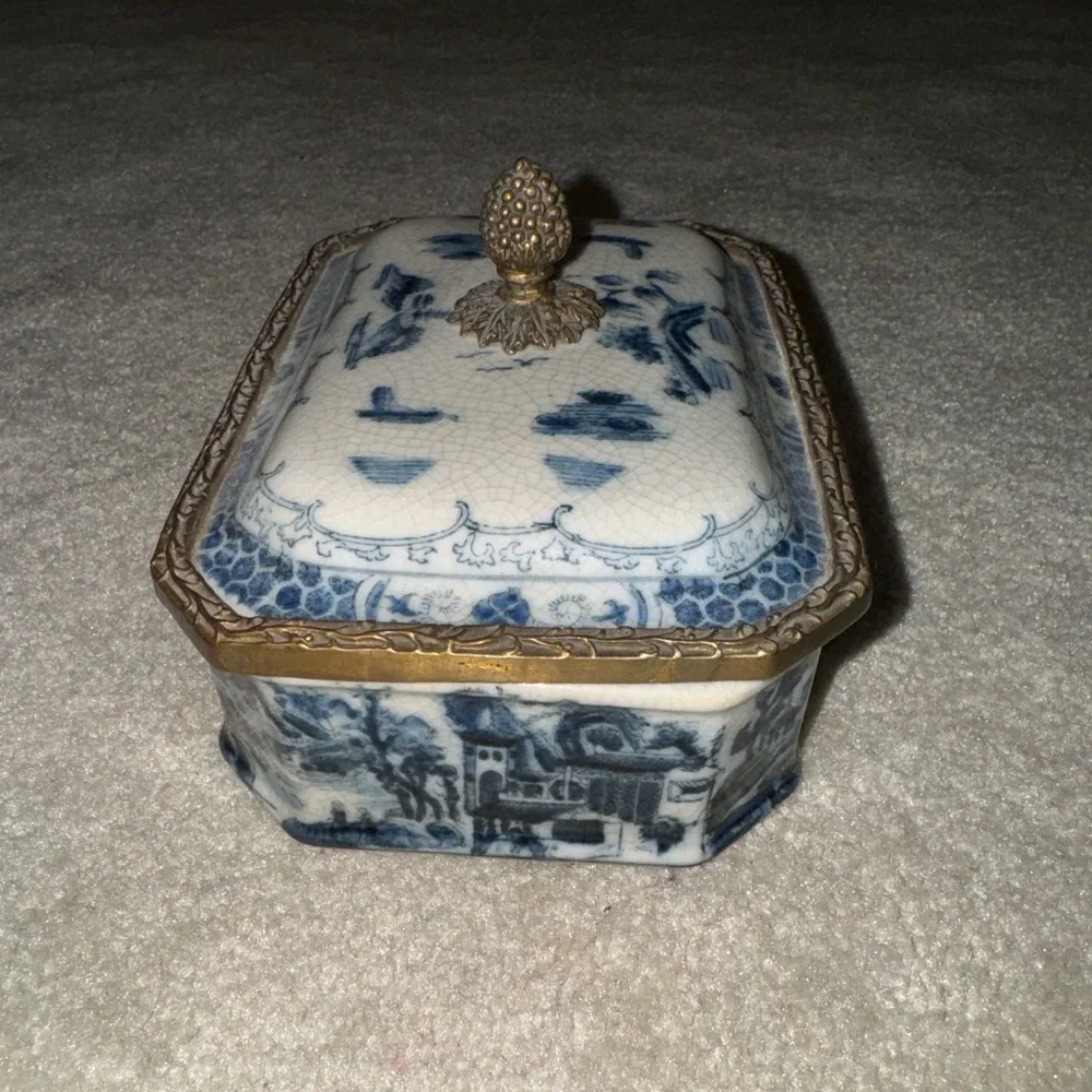 vintage decorative dish - Picture 5 of 11